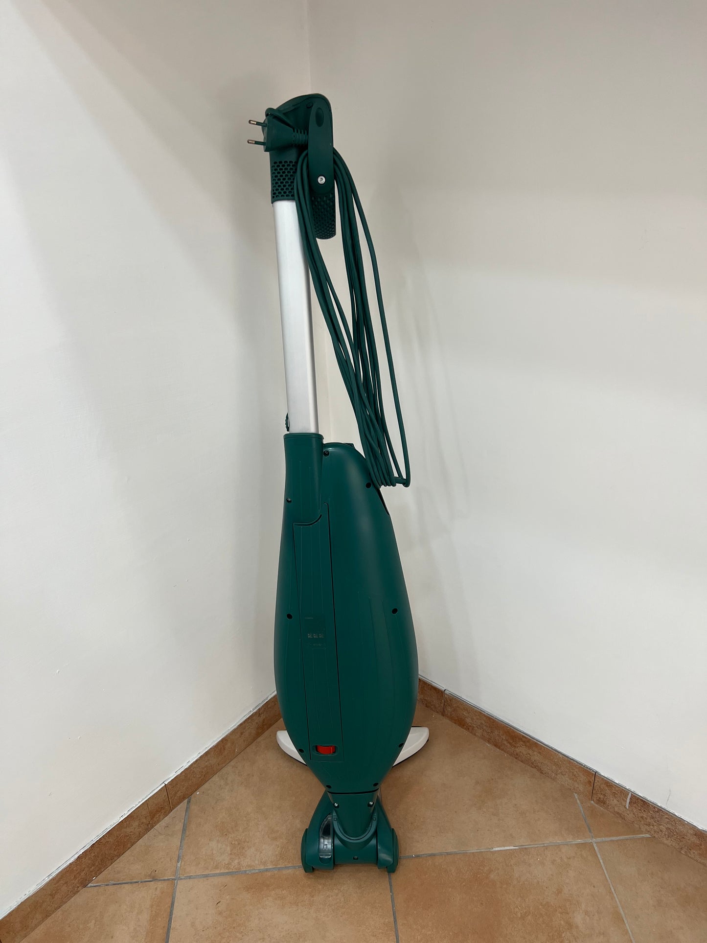 Vorwerk Folletto VK140 Rigenerato HD40