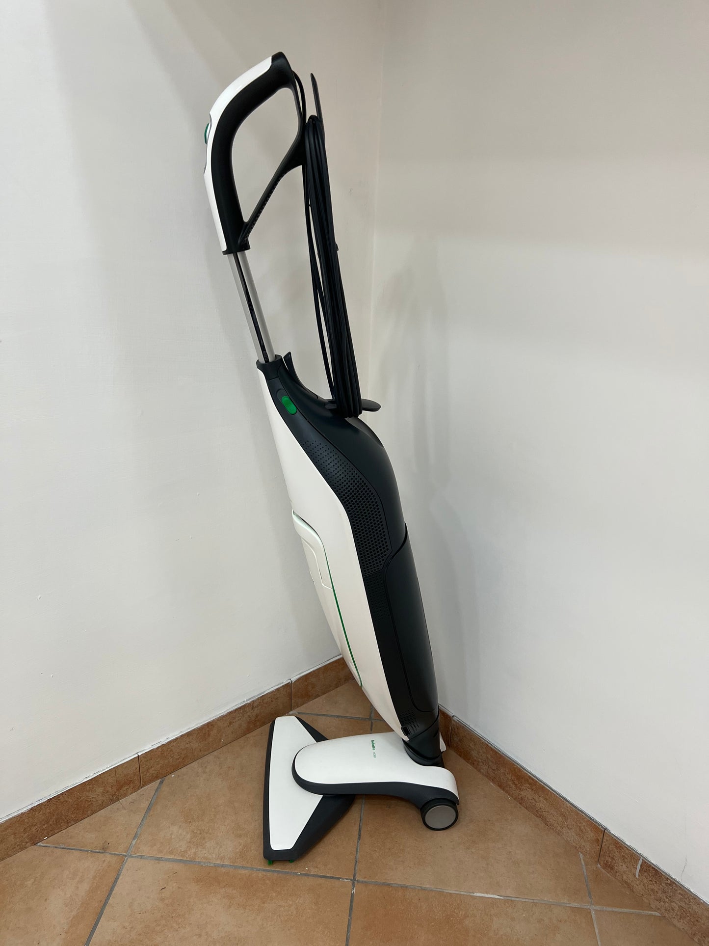 Vorwerk Folletto Vk 200 rigenerato